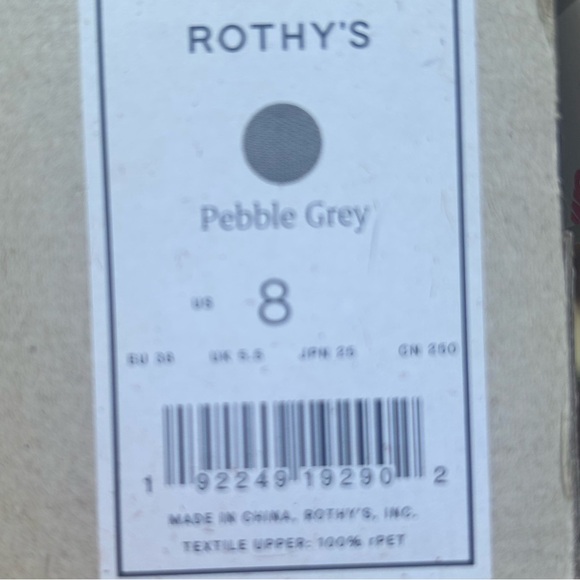 NWB Rothy's Rounded Toe Flat in Pebble Grey Size 8 - Picture 2 of 5